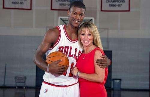 进造成对手 进造成对手